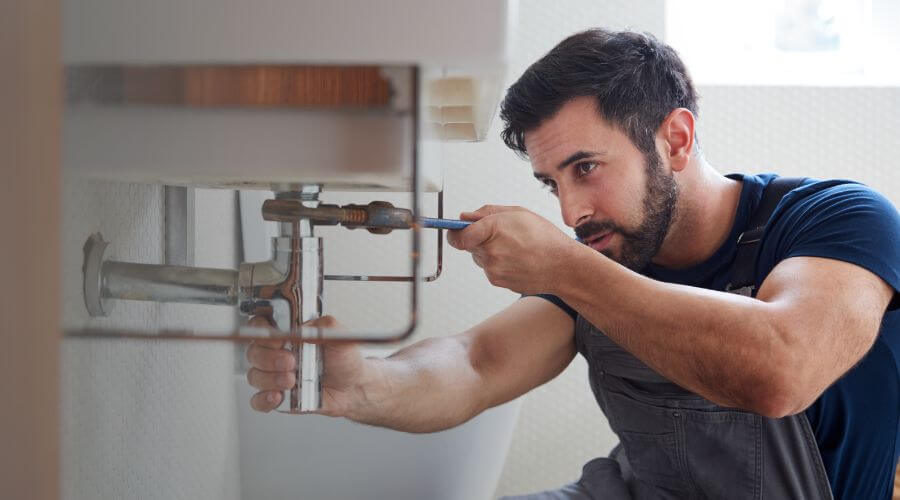 Sink faucet replacement in Des Arc, AR